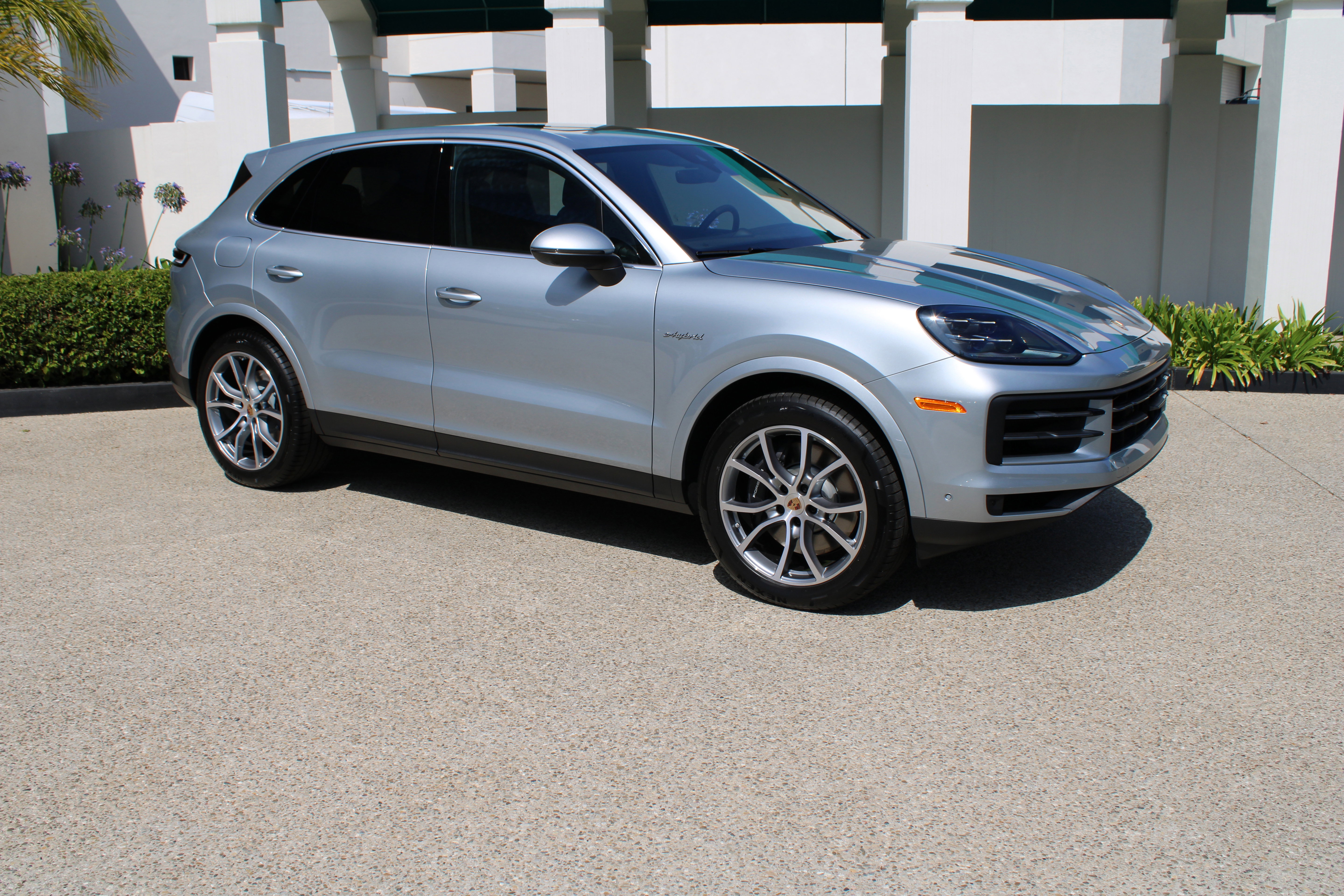 New 2025 Porsche Cayenne E-Hybrid image 9