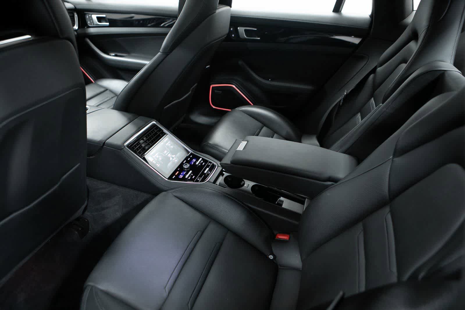 Certified 2022 Porsche Panamera 4S image 29