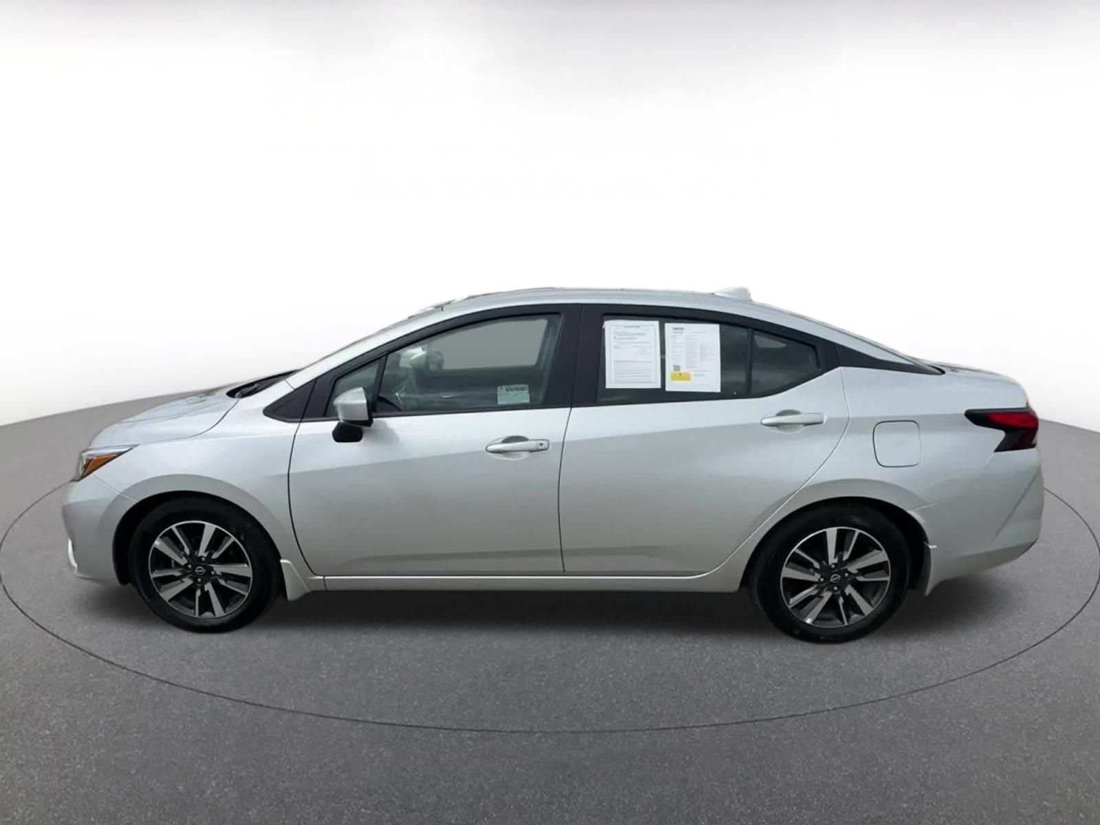 Used 2025 Nissan Versa SV w/ Trunk Package FWD image 9