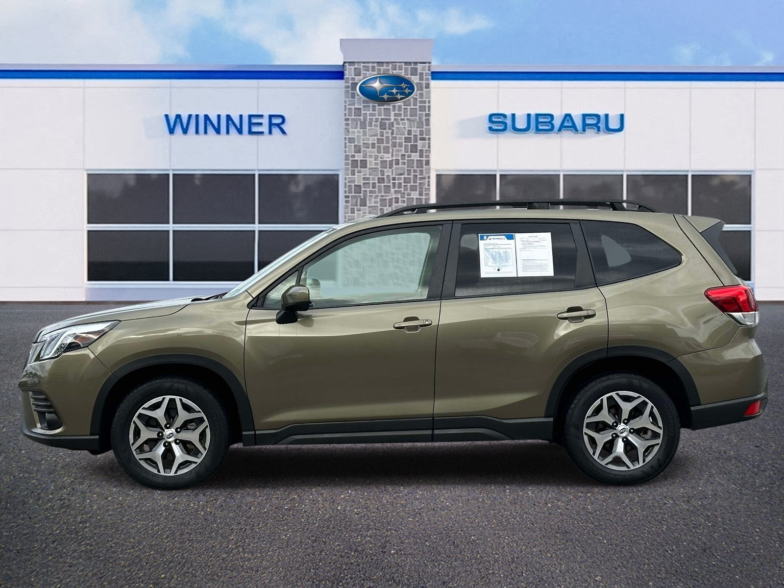 Used 2022 Subaru Forester Premium AWD/4WD image 3