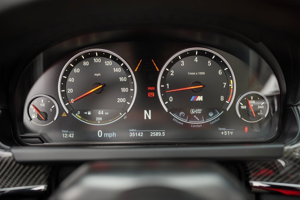 Used 2018 BMW M6 Convertible w/ Executive Package image 27