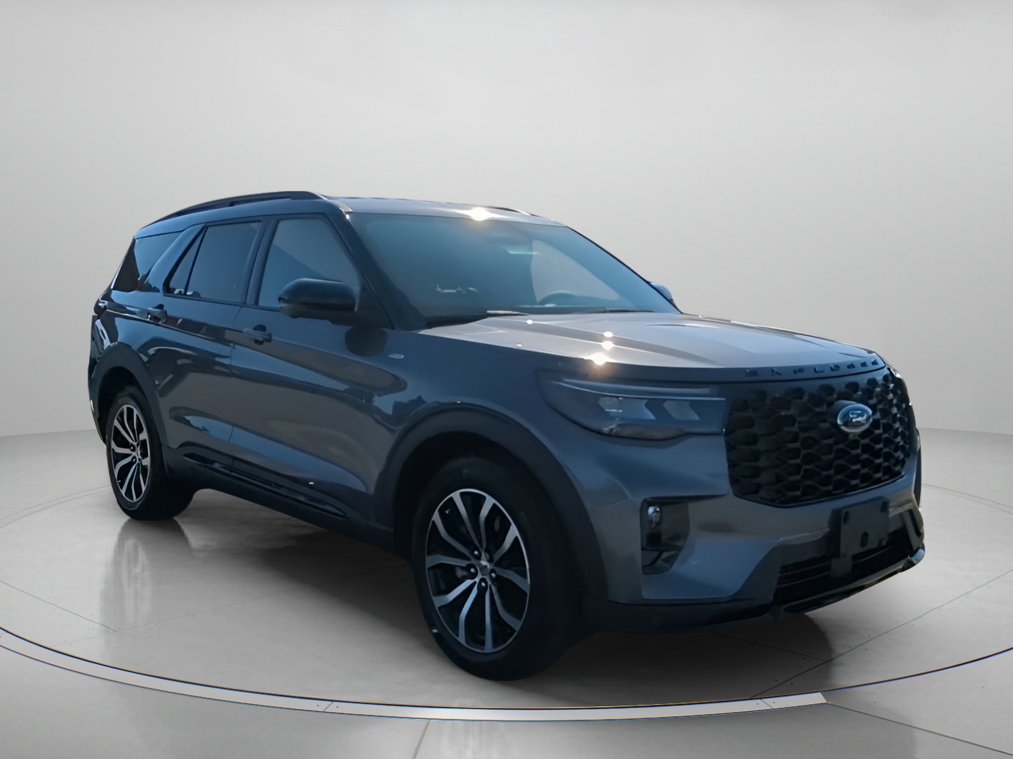 New 2026 Ford Explorer ST-Line w/ Premium Package image 2