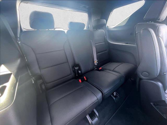 Used 2026 Chevrolet Traverse LT FWD image 30