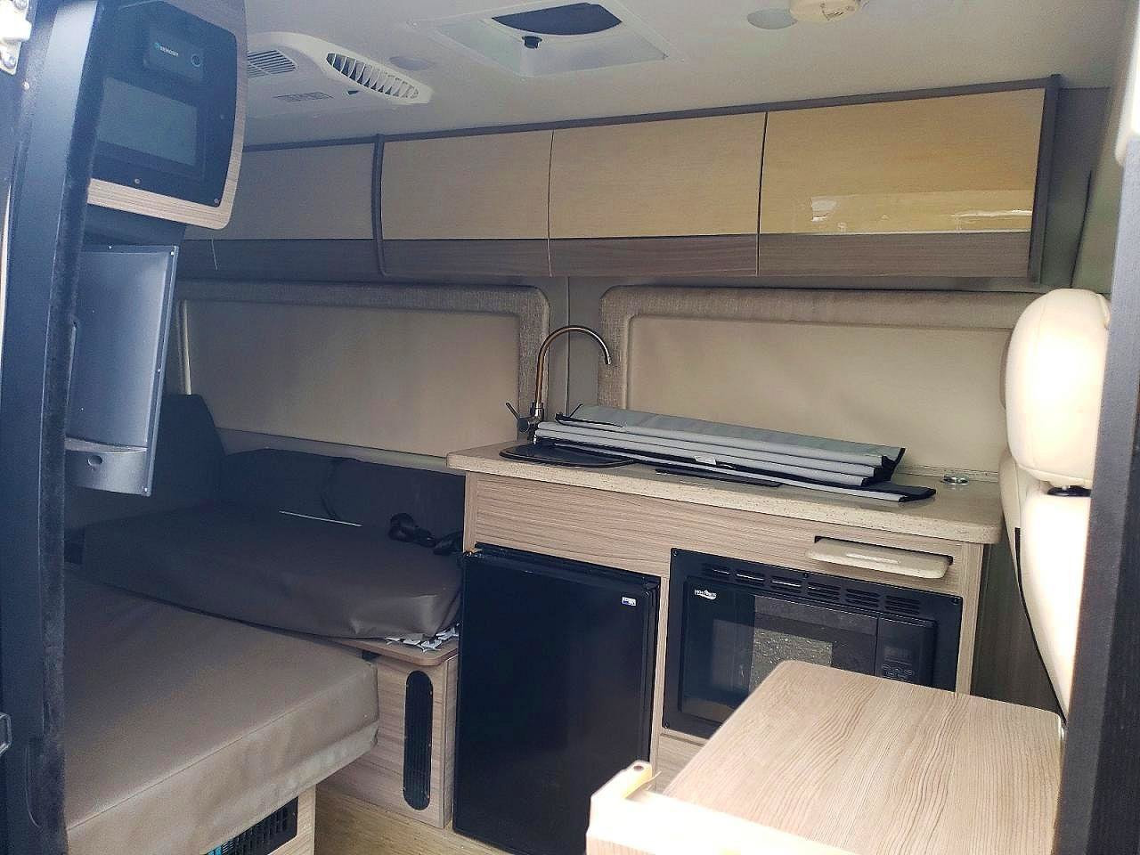 Used 2021 RAM ProMaster 3500 w/ Convenience Group FWD image 9