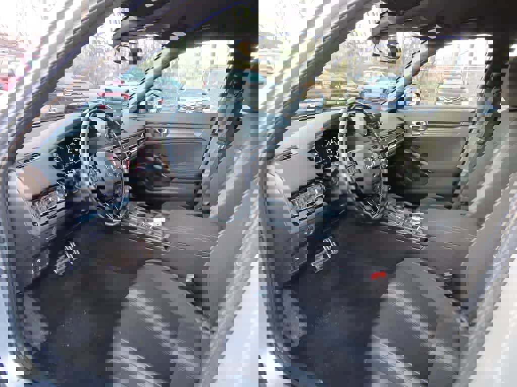 Used 2023 Honda Civic Sport image 2