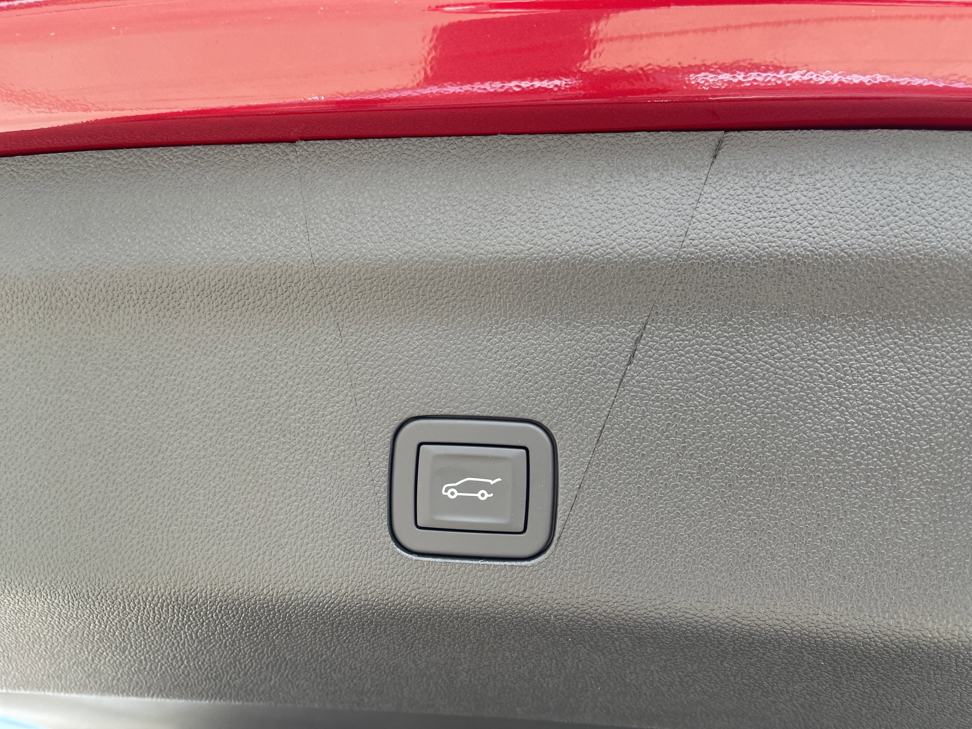 New 2026 Chevrolet Suburban Premier image 16