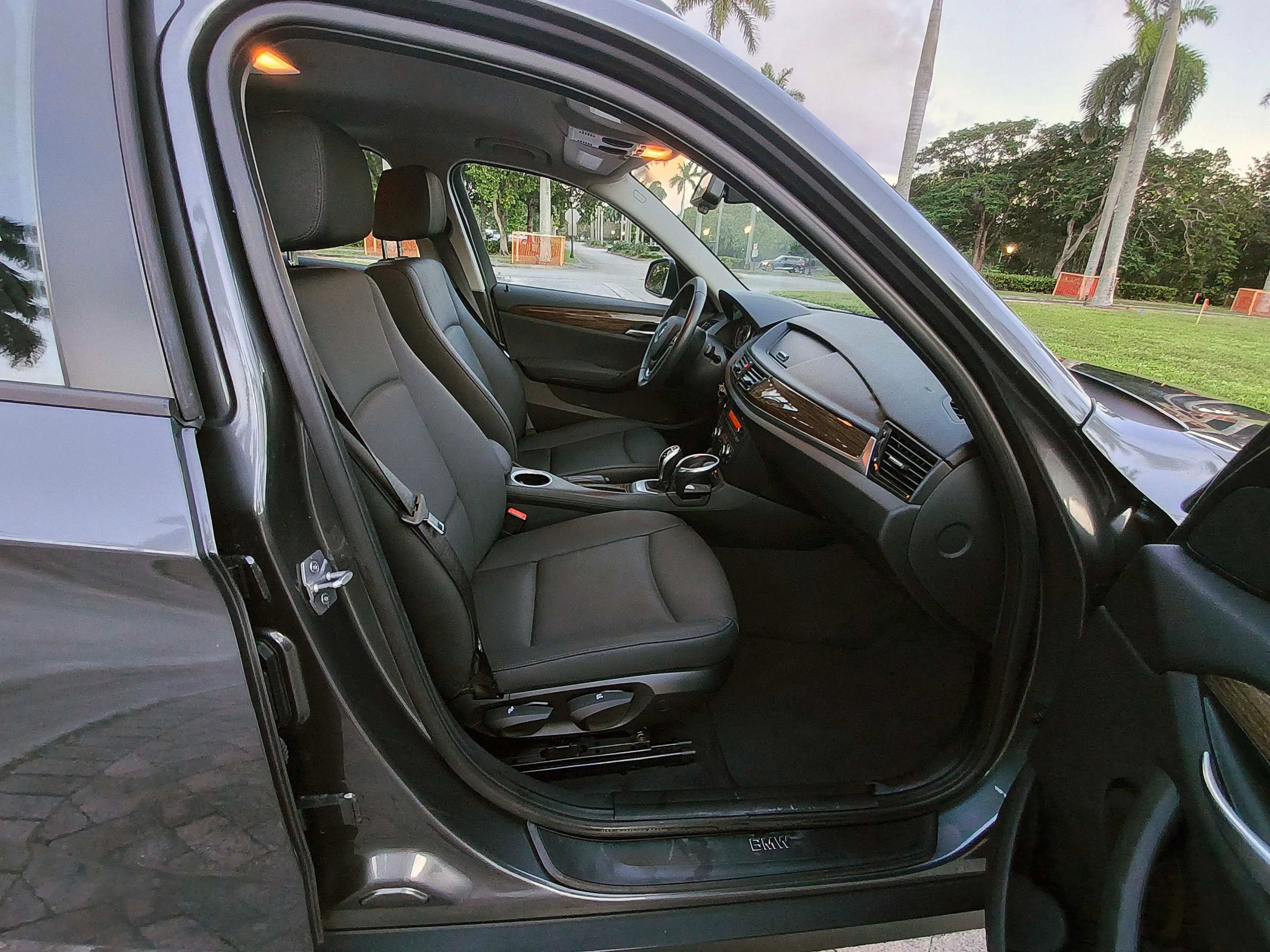 Used 2015 BMW X1 sDrive28i RWD image 39