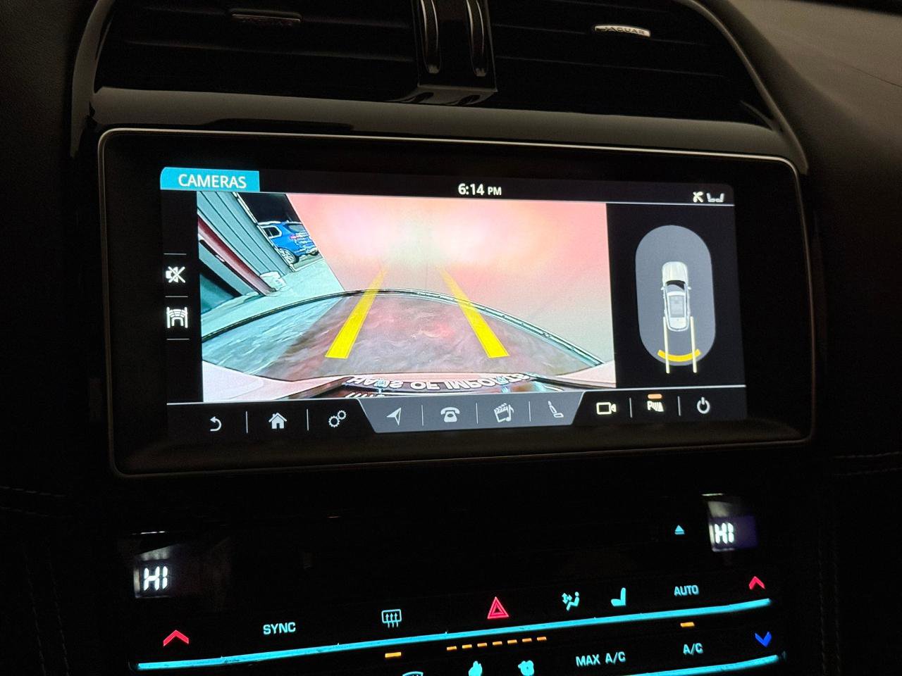 Used 2019 Jaguar F-PACE R-Sport image 38