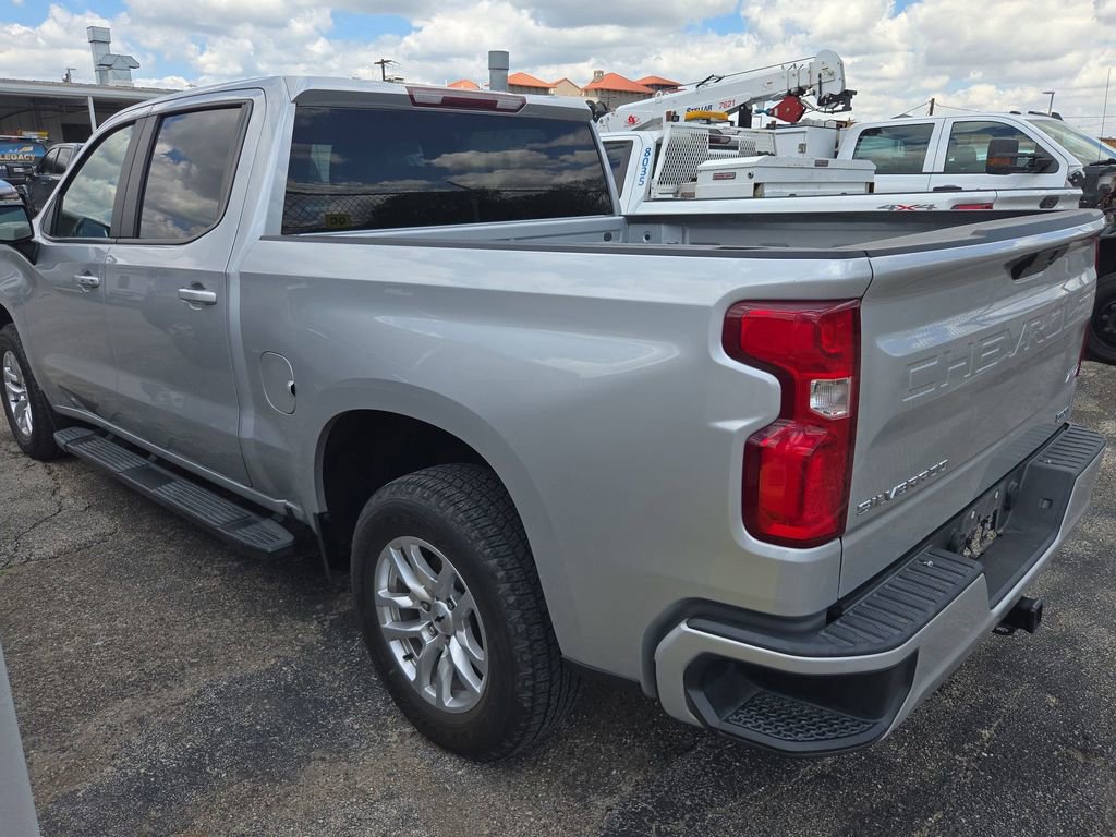 Used 2022 Chevrolet Silverado 1500 RST image 3