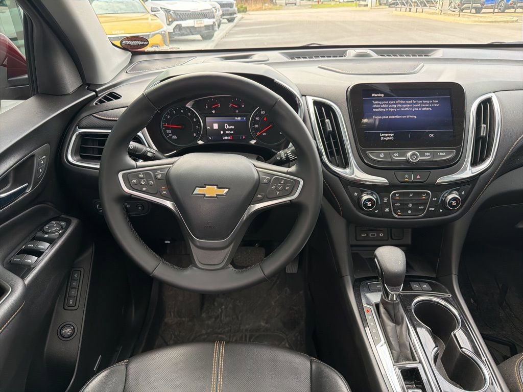 Used 2023 Chevrolet Equinox Premier image 9