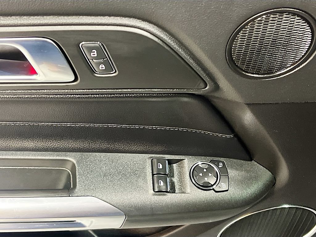 Used 2022 Ford Mustang GT Premium image 17