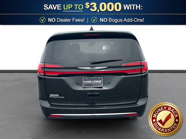 Used 2023 Chrysler Pacifica Touring-L image 5