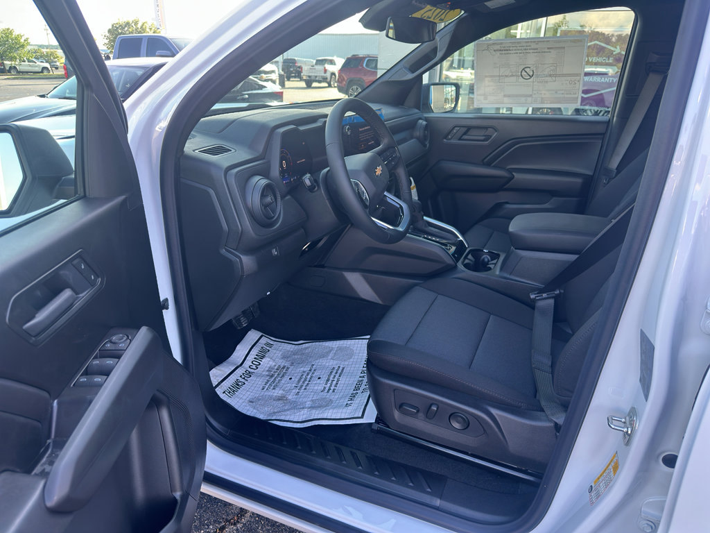 New 2025 Chevrolet Colorado W/T w/ WT Convenience Package II image 10