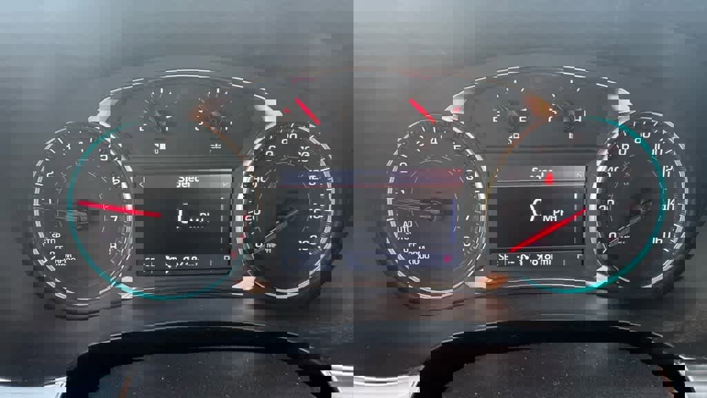 Used 2024 Chevrolet Traverse LT image 16