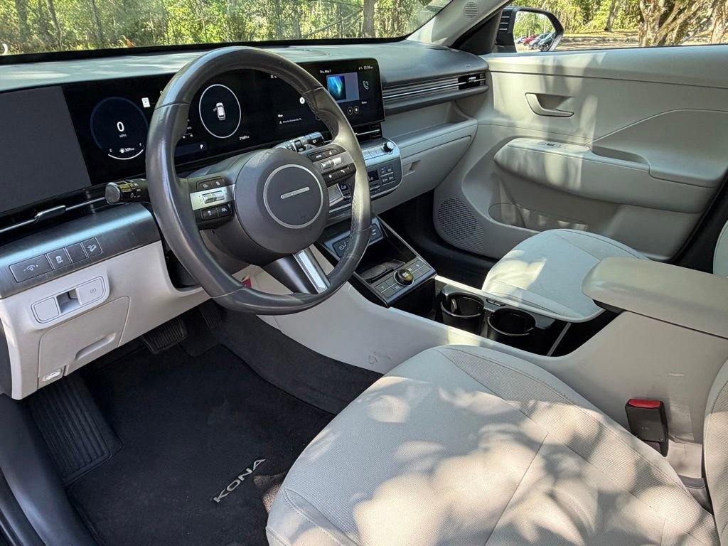 Used 2024 Hyundai Kona SEL w/ Convenience Package FWD image 22