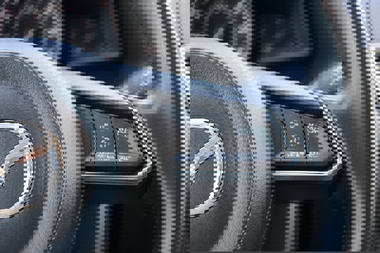 Used 2018 MAZDA MAZDA3 Touring image 31