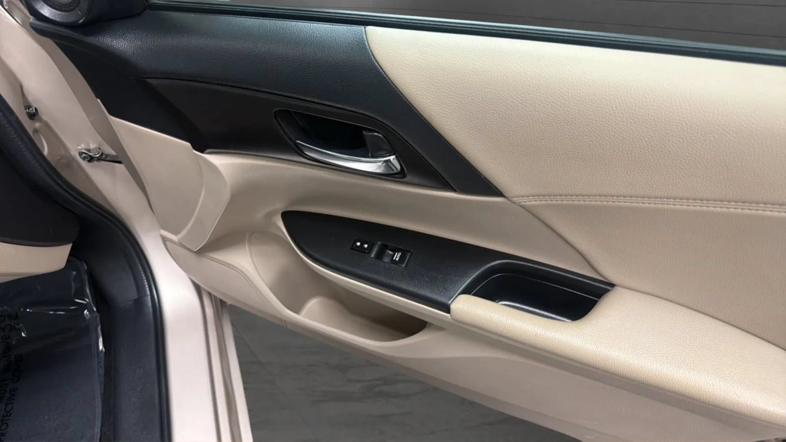 Used 2013 Honda Accord EX-L image 18