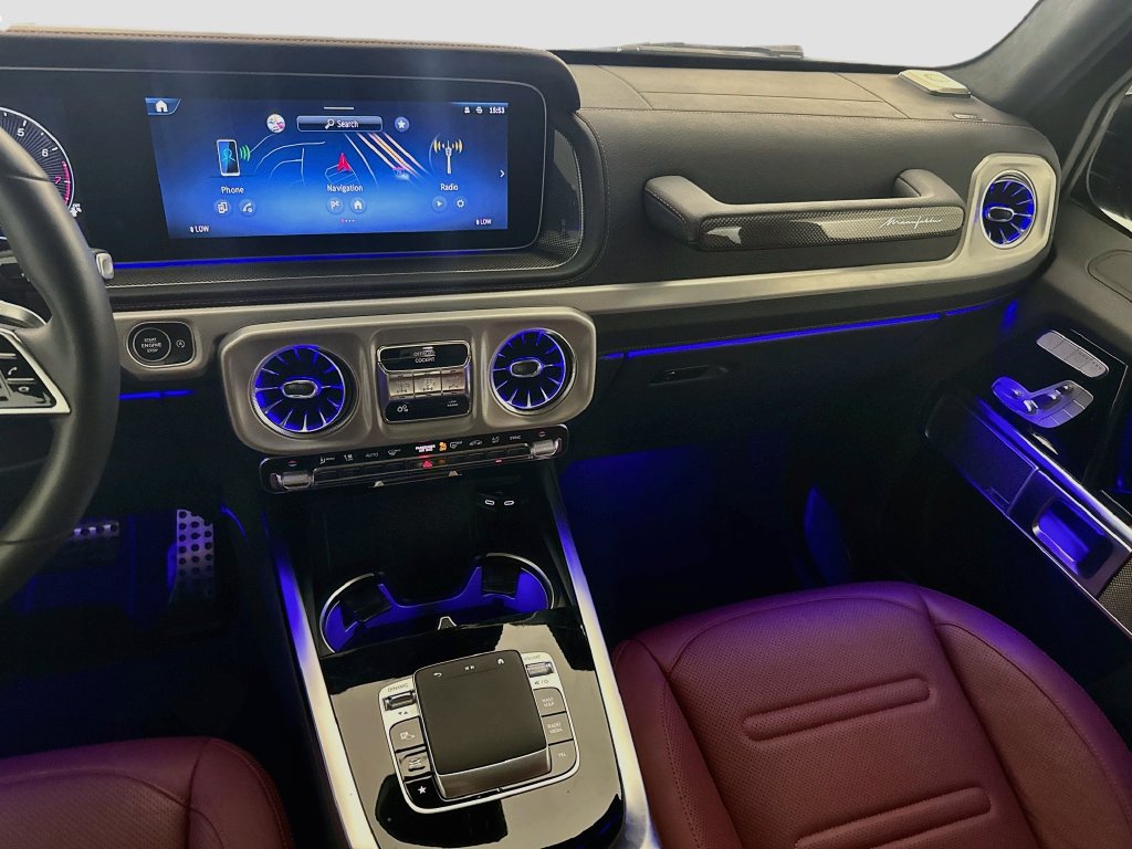 Used 2025 Mercedes-Benz G 550 image 25