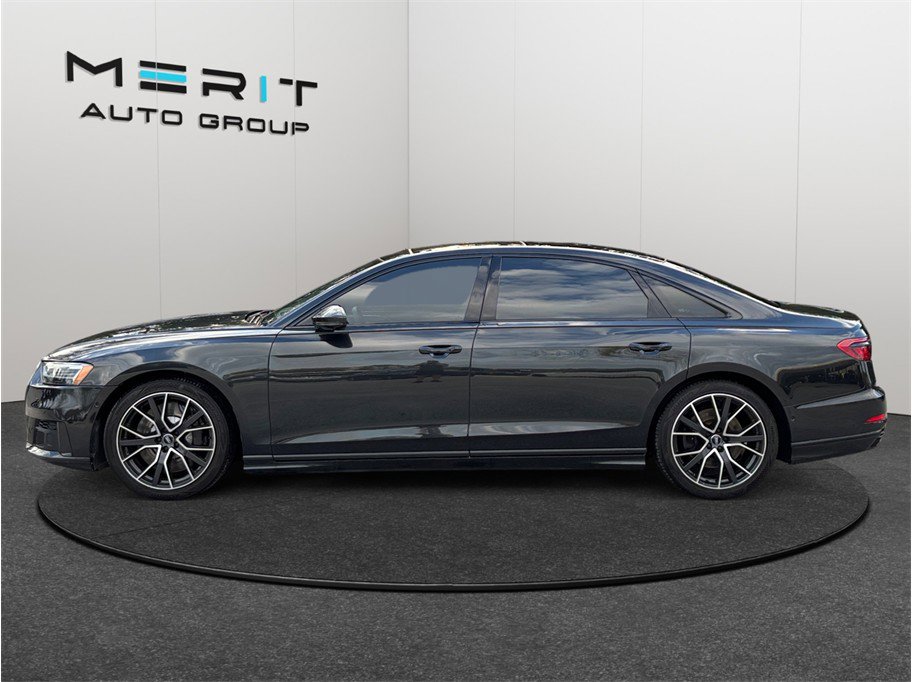 Used 2020 Audi A8 L 4.0T w/ Executive Package image 5