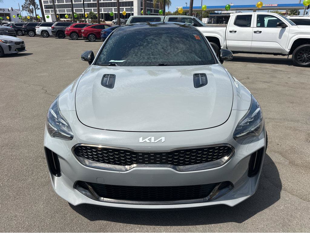 Used 2022 Kia Stinger GT-Line w/ Sun & Sound Package RWD image 2