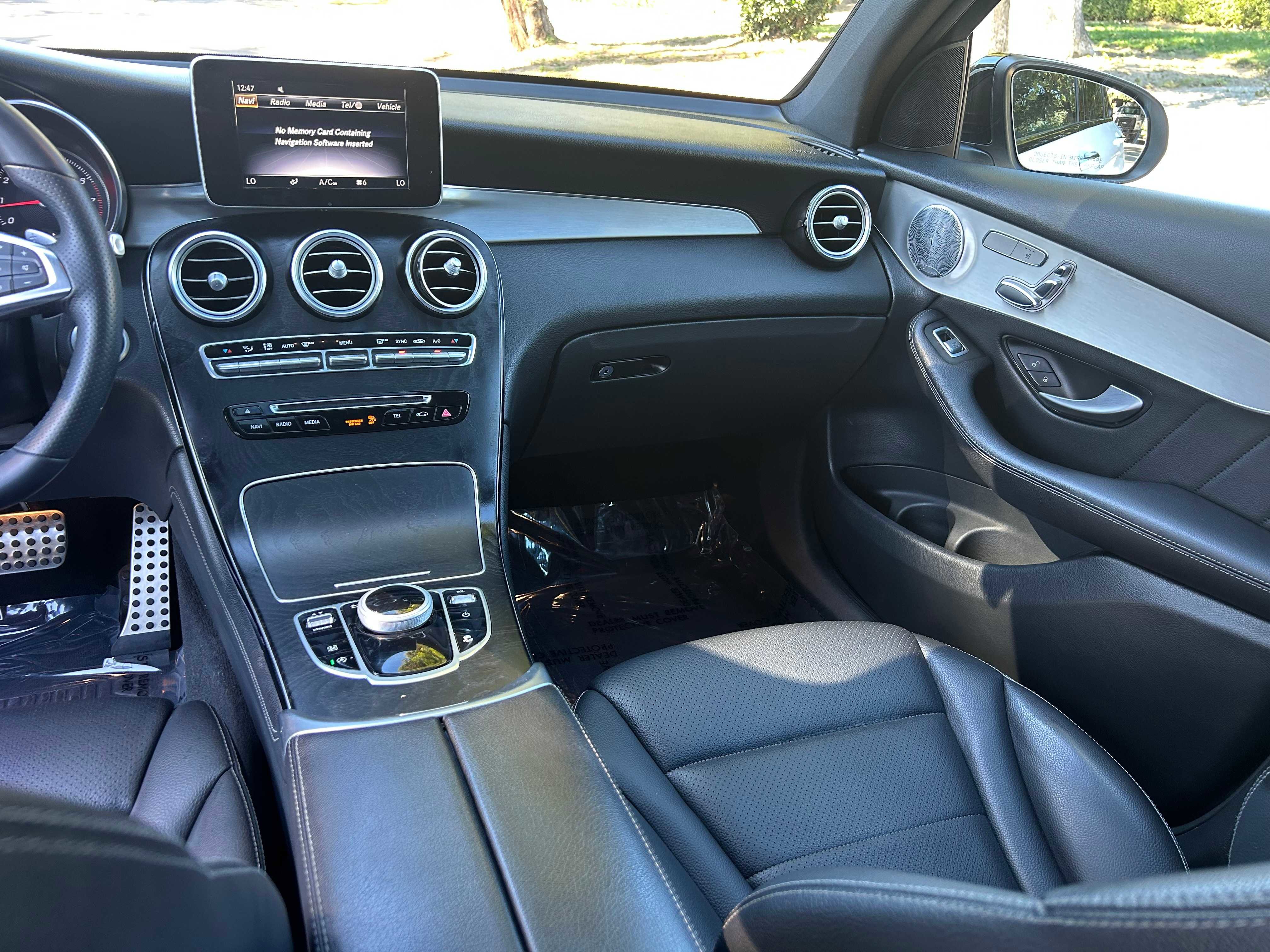 Used 2019 Mercedes-Benz GLC 300 4MATIC Coupe image 18