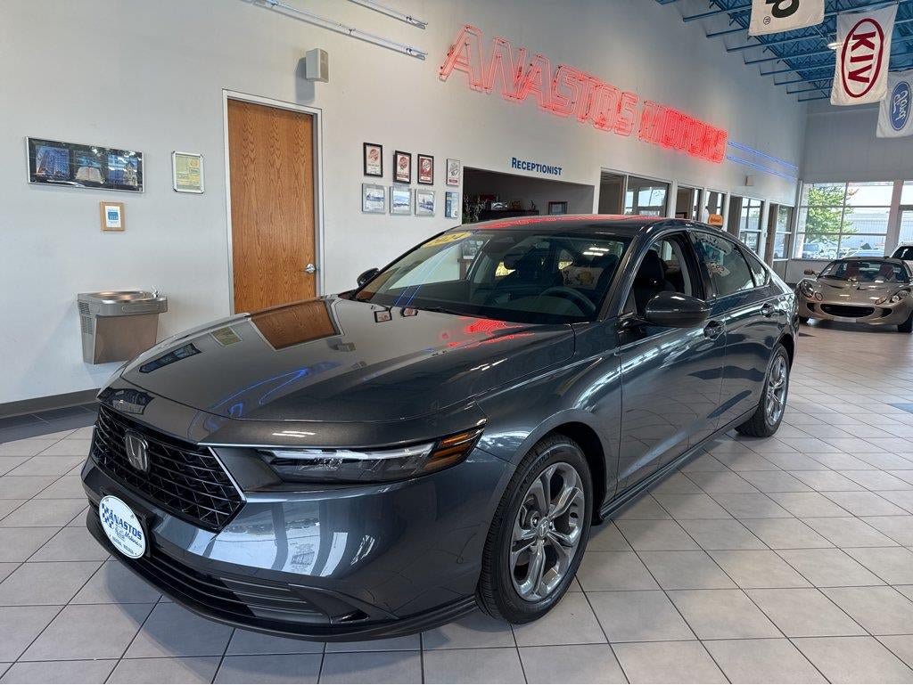 Used 2024 Honda Accord EX image 8