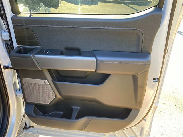 Used 2025 Ford F150 Lariat w/ FX4 Off-Road Package image 36