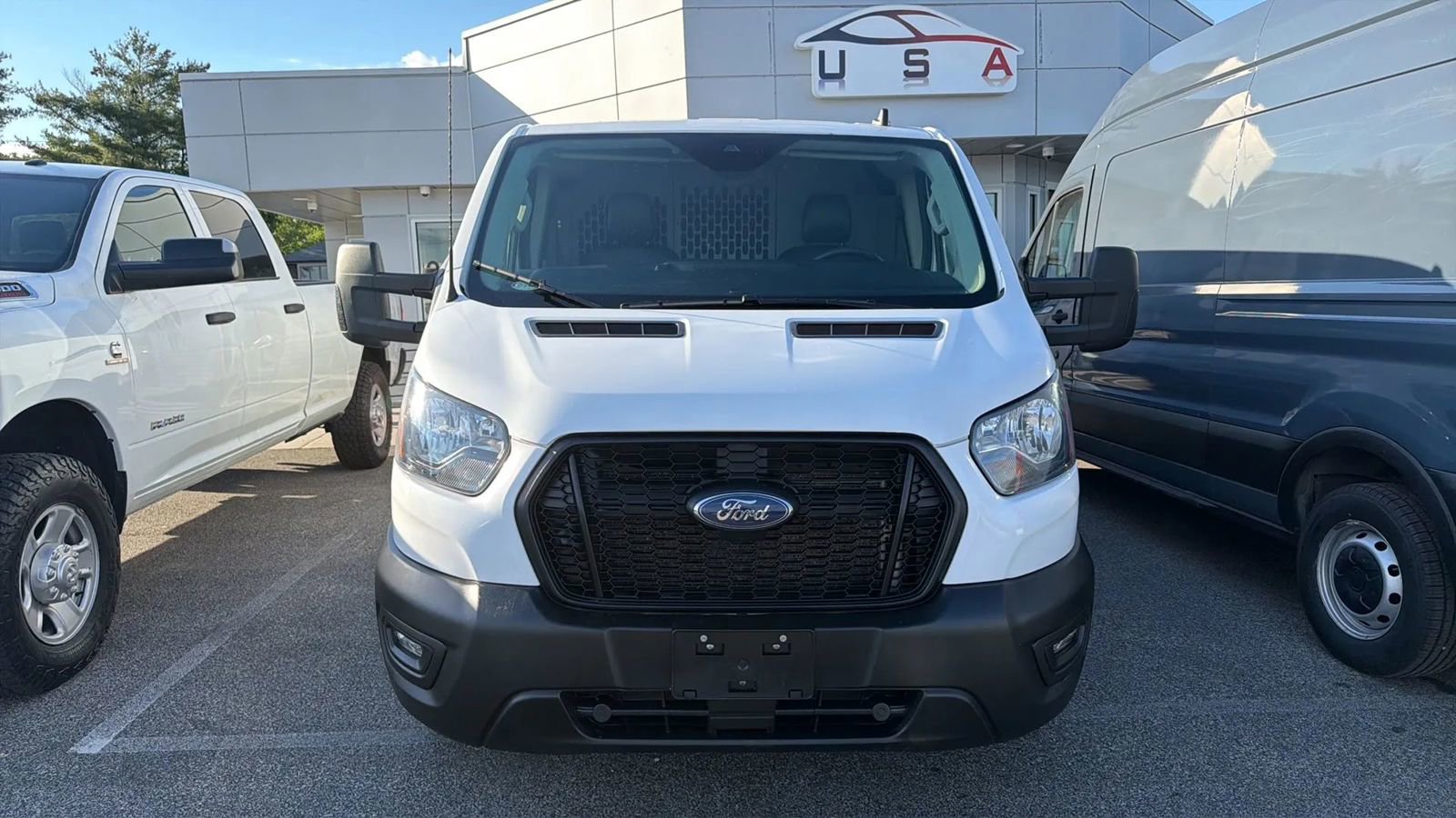 Used 2021 Ford Transit 250 Low Roof RWD image 6