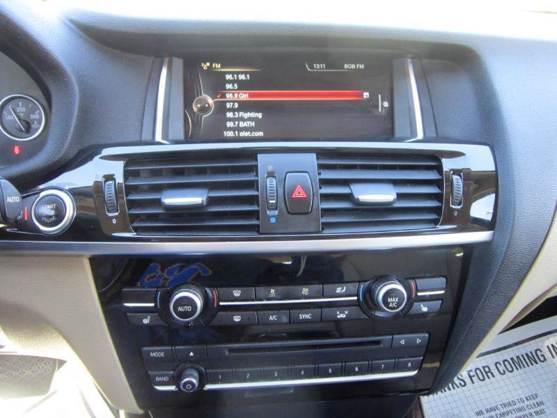 Used 2016 BMW X3 xDrive28i AWD/4WD image 25