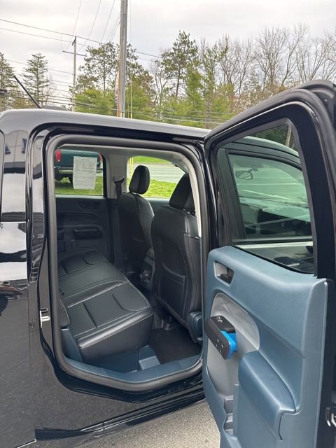 Used 2026 Ford Maverick Lobo image 19