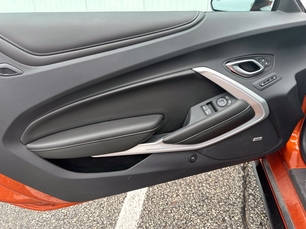 Used 2022 Chevrolet Camaro SS RWD image 13