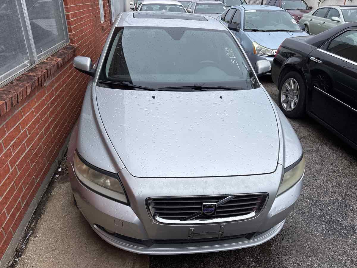 Used 2010 Volvo S40 2.4i FWD image 2