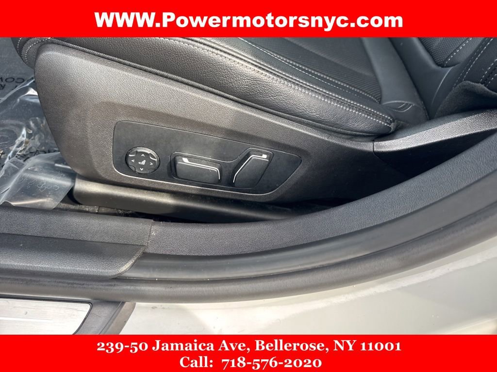 Used 2024 BMW 330i xDrive Sedan image 31