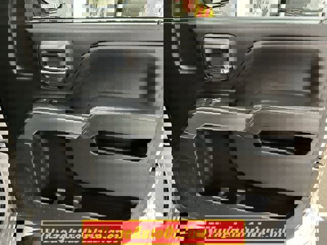 Used 2019 Chevrolet Silverado 1500 LT image 33