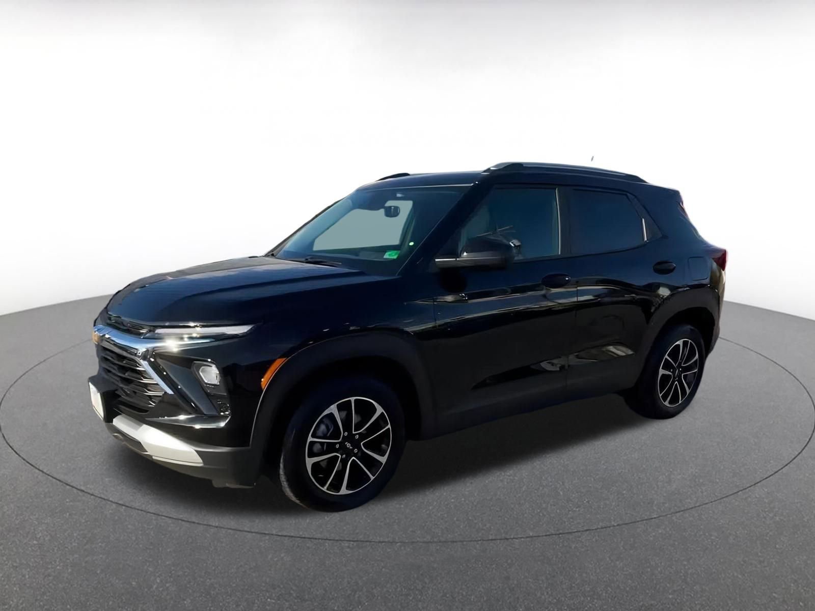 Used 2025 Chevrolet TrailBlazer LT image 8