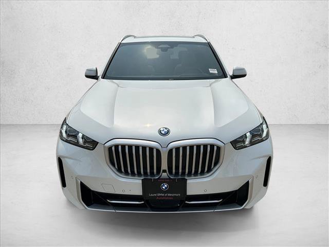 Used 2026 BMW X5 xDrive50e AWD/4WD image 4