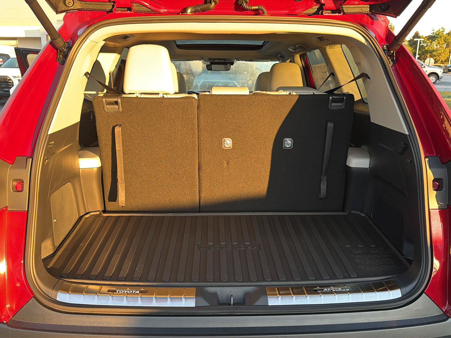 New 2026 Toyota Grand Highlander FWD image 34