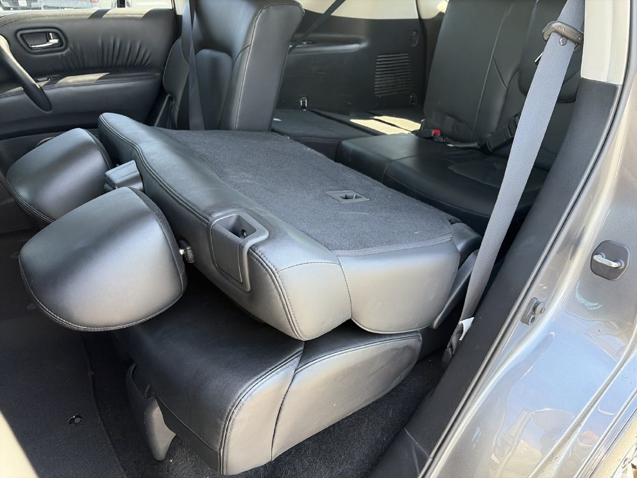 Used 2023 Nissan Armada SV AWD/4WD image 23