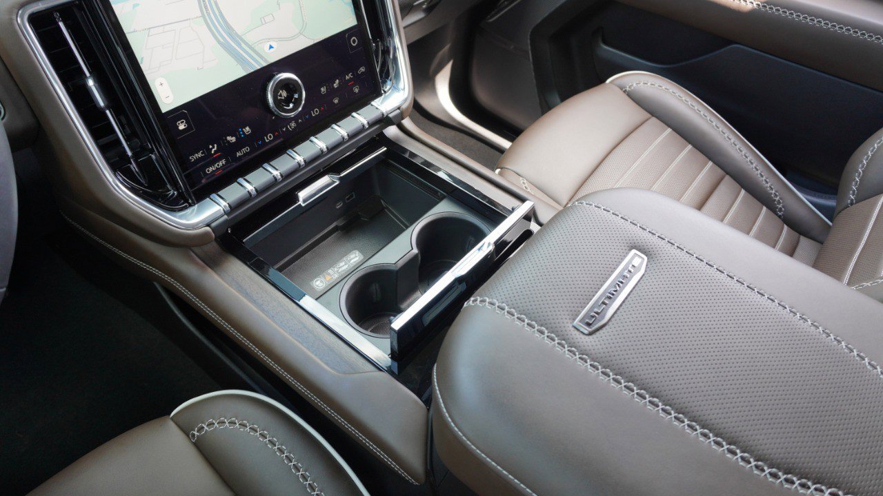 Used 2025 GMC Yukon Denali Ultimate image 22