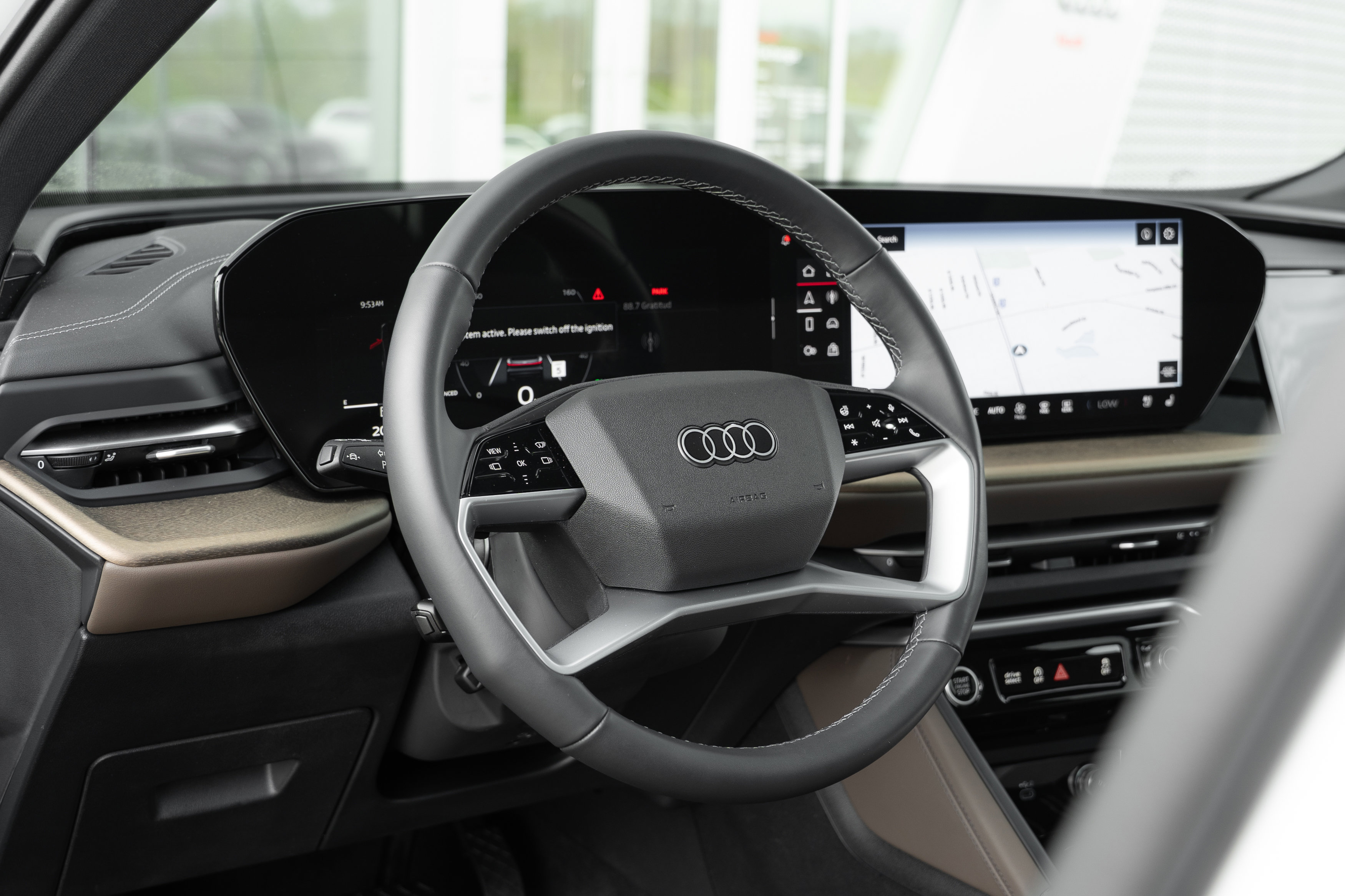 Certified 2025 Audi Q5 Premium Plus w/ Premium Plus AWD/4WD image 11