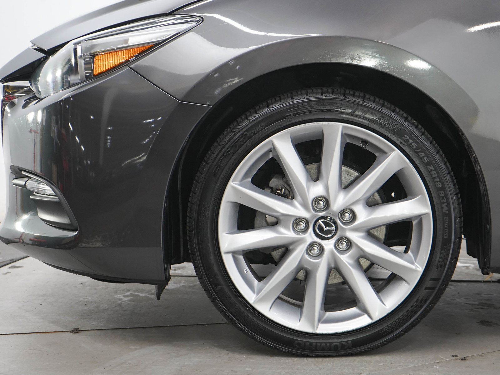 Used 2017 MAZDA MAZDA3 Touring FWD image 28