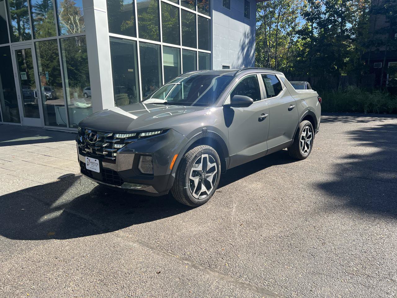 Used 2022 Hyundai Santa Cruz Limited AWD/4WD image 1