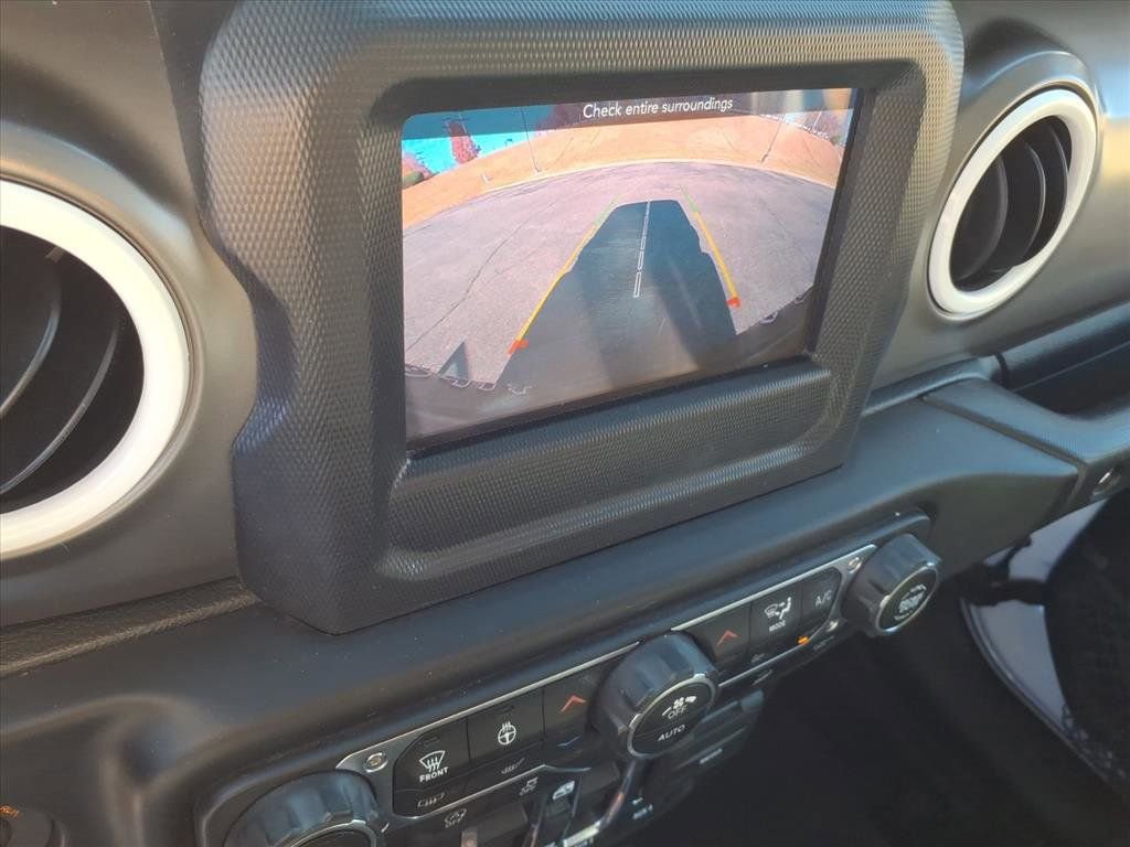 Used 2020 Jeep Wrangler Unlimited Sport image 35