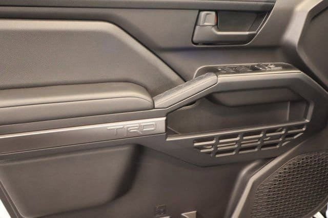 New 2026 Toyota 4Runner 4WD image 12