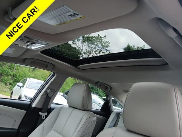 Used 2017 Toyota Avalon Limited w/ Carpet Mat Package FWD image 14