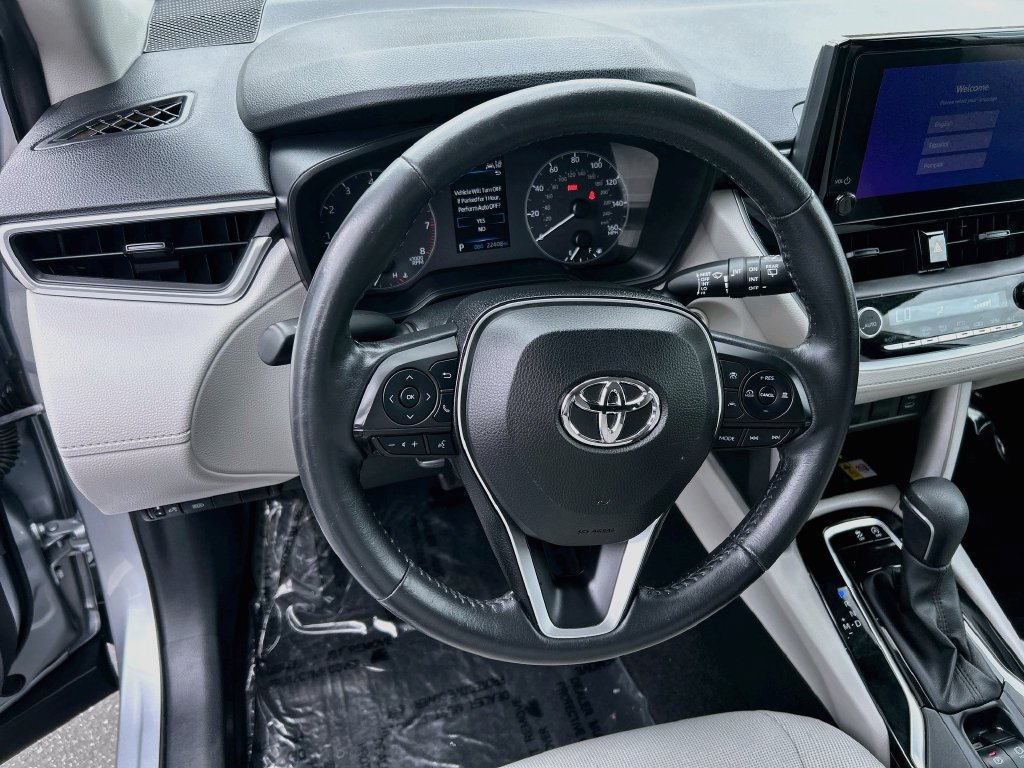 Used 2023 Toyota Corolla Cross LE FWD image 11