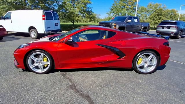 Used 2021 Chevrolet Corvette Stingray Preferred Cpe w/ Battery Protection Package RWD image 5