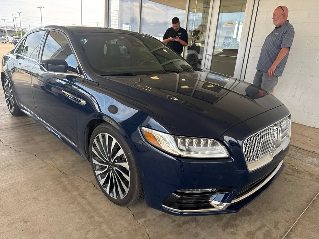 Used 2017 Lincoln Continental Black Label w/ Rear-seat Package AWD/4WD image 3