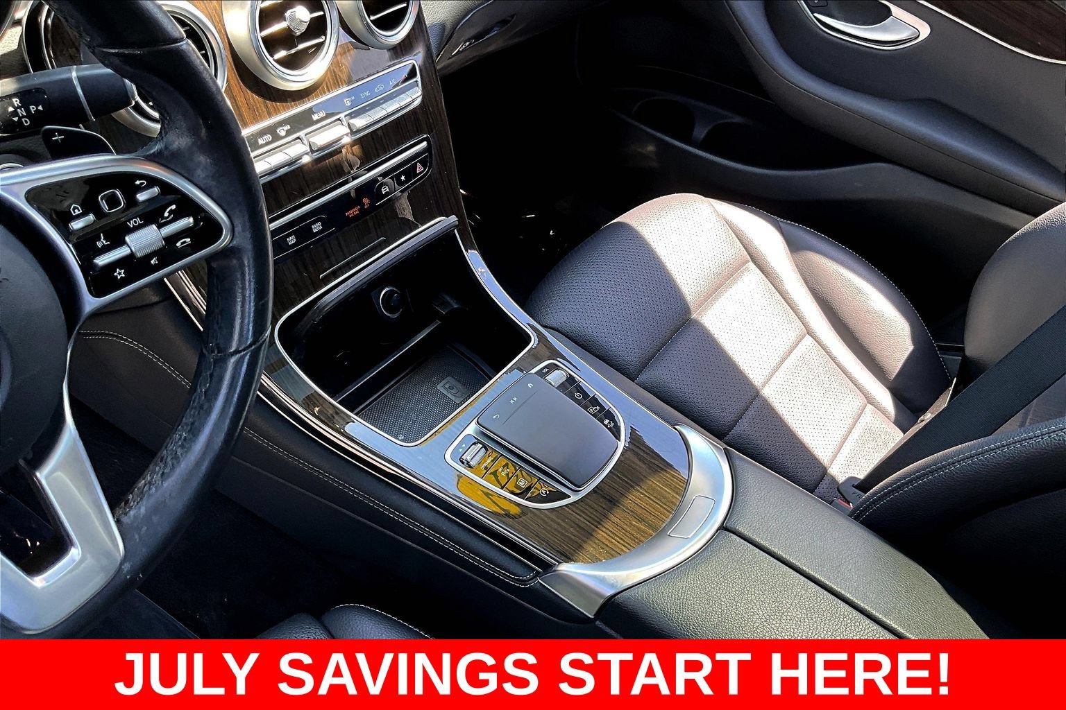 Used 2021 Mercedes-Benz GLC 300 w/ Premium Package image 22