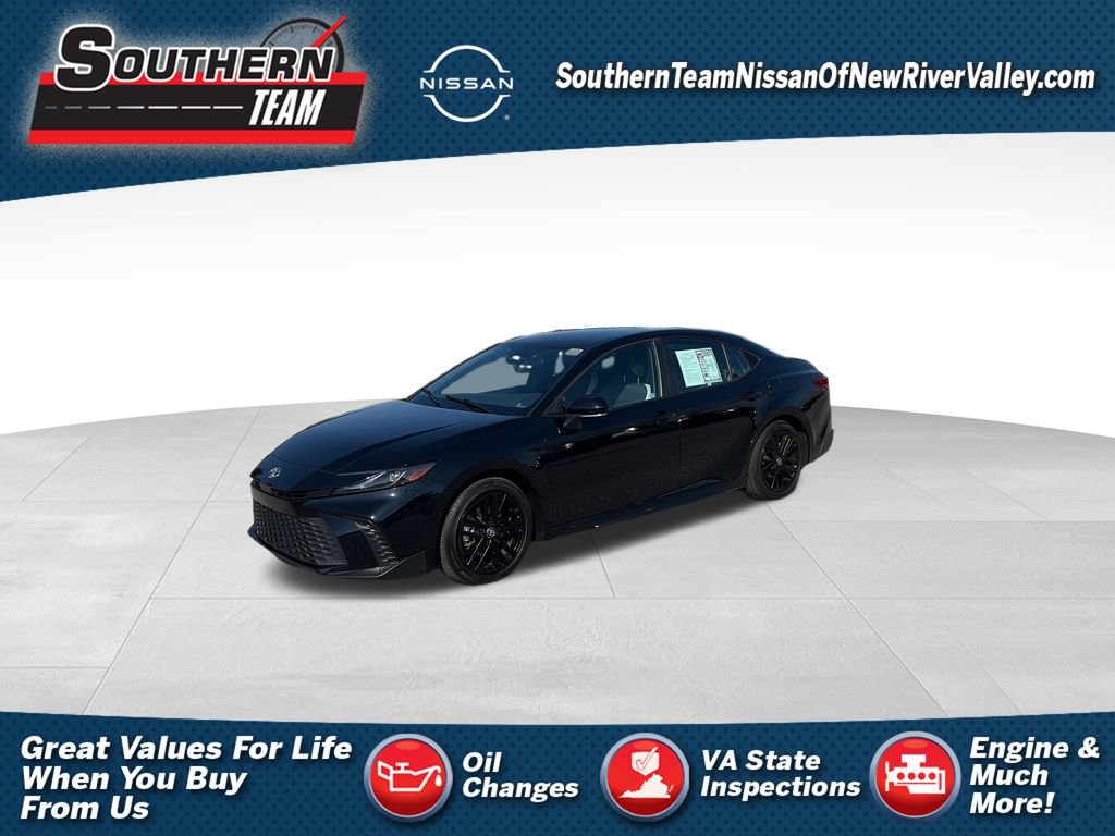 Used 2025 Toyota Camry SE